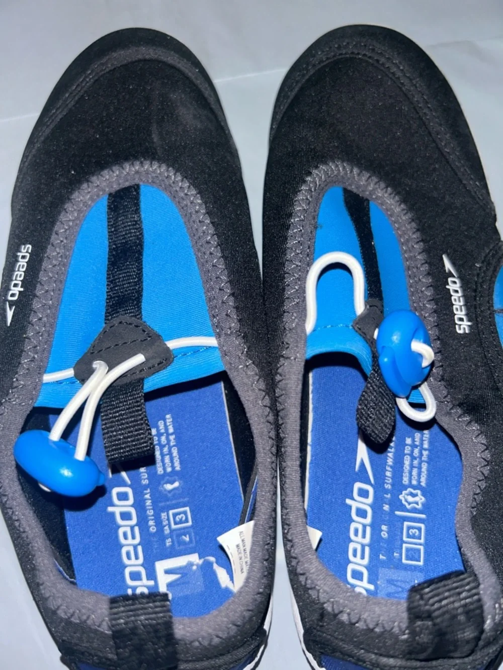 Speedo lightweight water